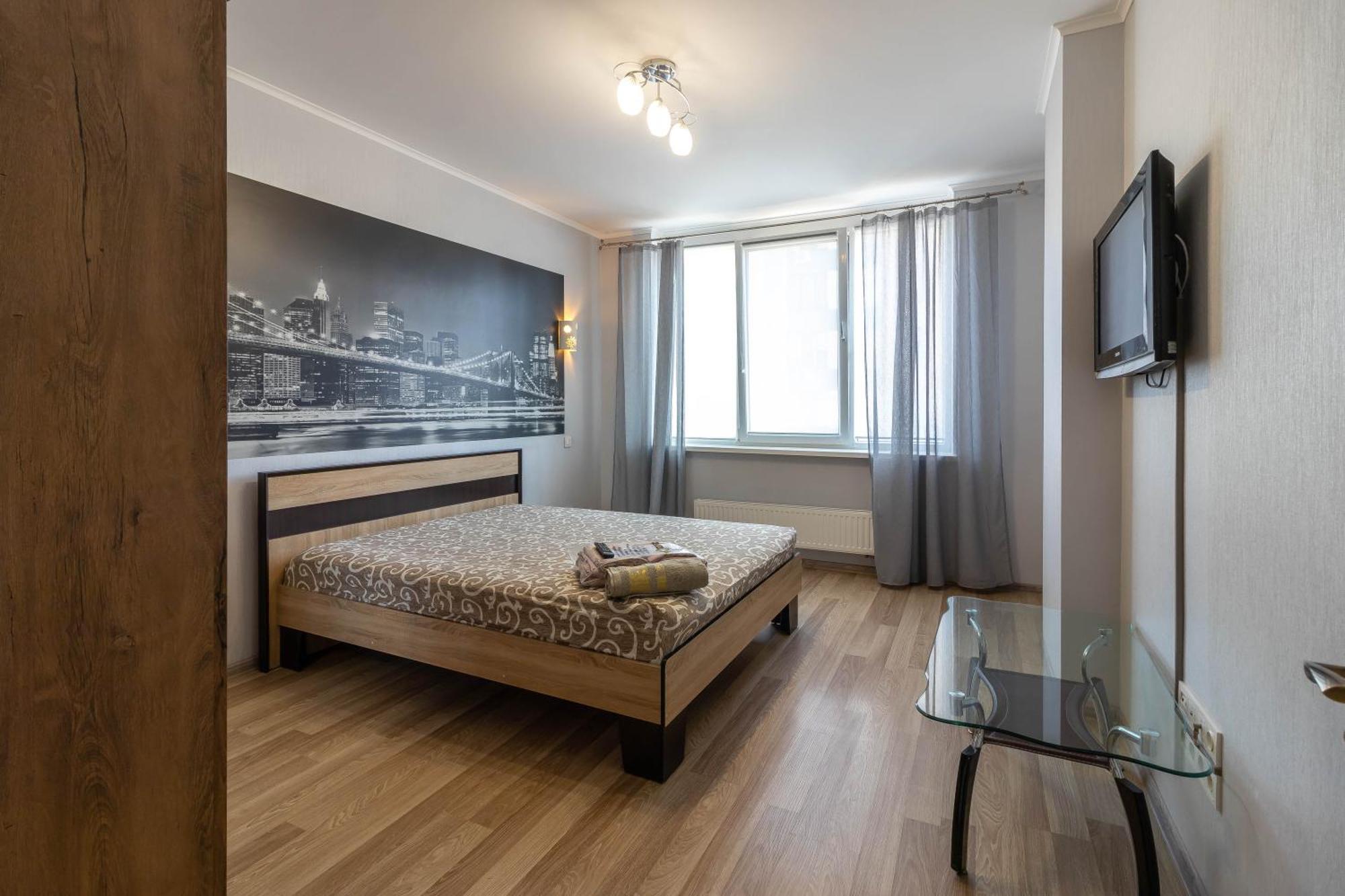 Kvartirkoff Na Bogatirskaya 6a, 3 Floor Apartment *